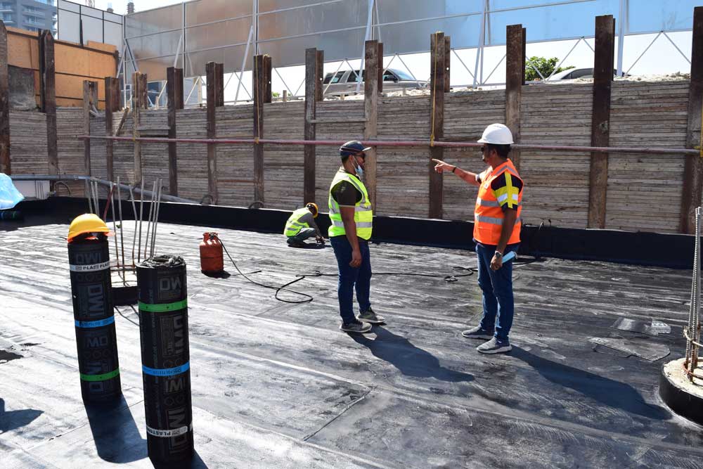 تركيب عوازل في أبو ظبي مع الضمان في أبو ظبي